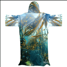 Load image into Gallery viewer, Swim &amp; surf SeaSnug changing poncho - Heavens&#39; Kelp Forest

